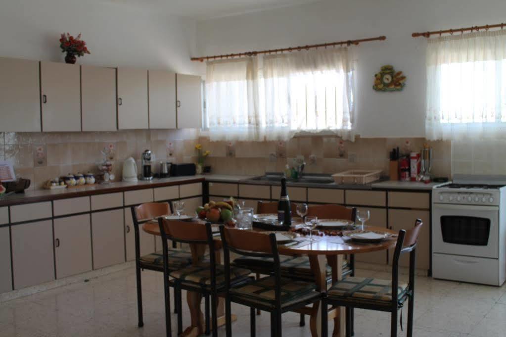 Yiangos House Villa Neo Chorio Bagian luar foto